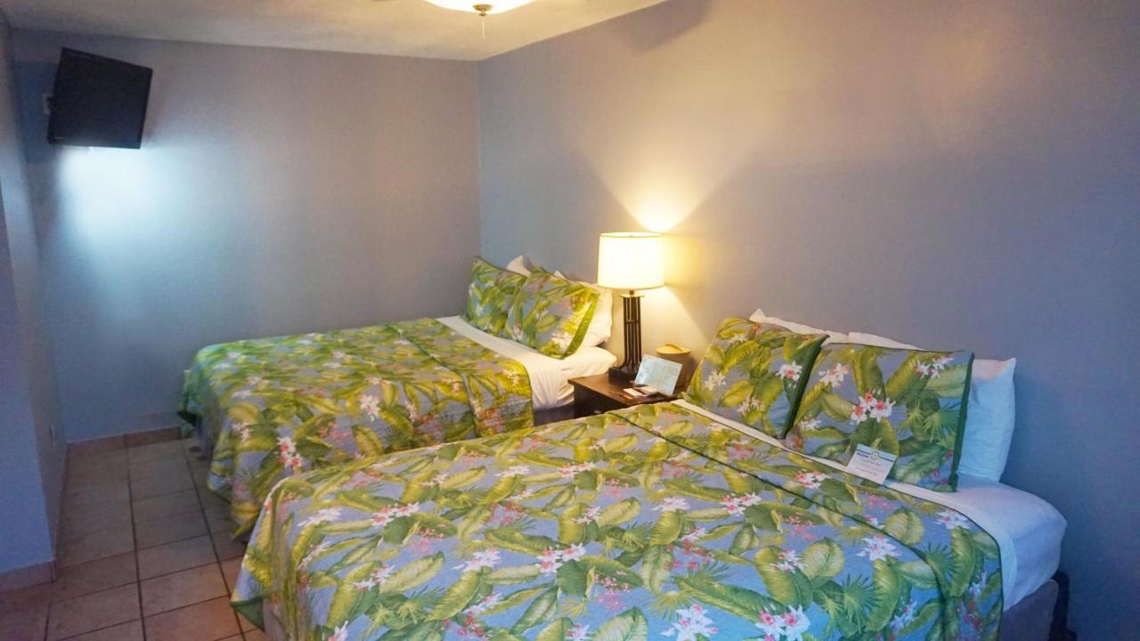 Upper Deck Hotel And Bar - Adults Only South Padre Island Esterno foto
