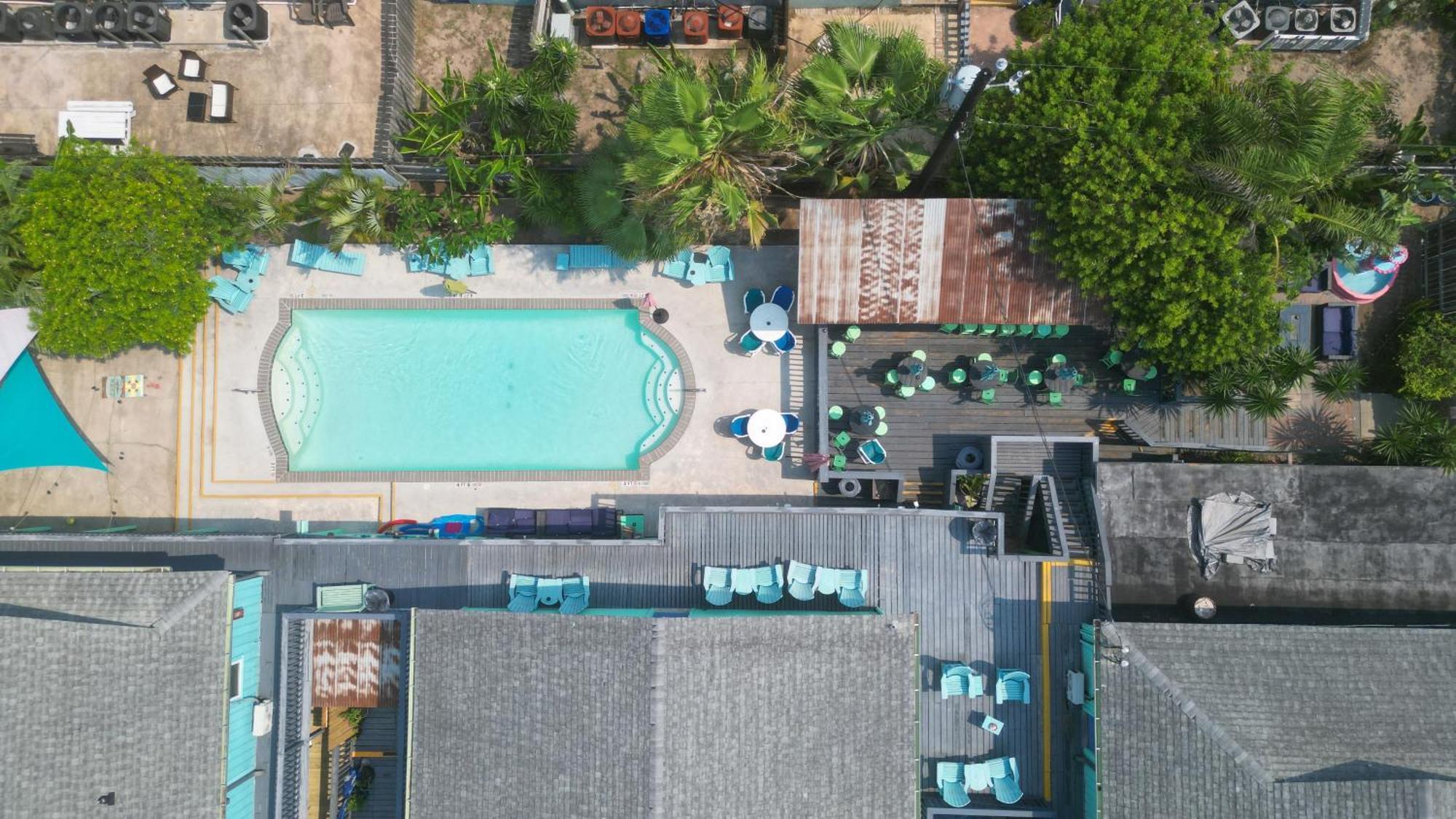 Upper Deck Hotel And Bar - Adults Only South Padre Island Esterno foto